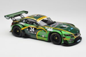 BMW Z4 E89 GT3 #24 Saudi Falcons K. Al Faisal / A. Binladen Dubai 24 Hours 2013 Minichamps 1:18 151132324 Metāls — attēls 4 no 6