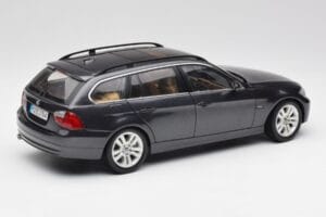 BMW 330i E91 Touring Tumši Pelēks Kyosho 1:18 80430394360 Metāls — attēls 3 no 8