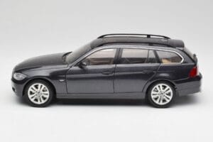 BMW 330i E91 Touring Tumši Pelēks Kyosho 1:18 80430394360 Metāls — attēls 4 no 8