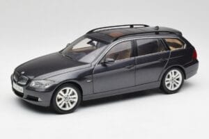 BMW 330i E91 Touring Tumši Pelēks Kyosho 1:18 80430394360 Metāls