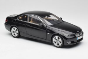 BMW 3 E92 Coupe Melns Kyosho 1:18 80430407222 Metāls — attēls 6 no 8