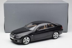 BMW 3 E92 Coupe Melns Kyosho 1:18 80430407222 Metāls — attēls 8 no 8