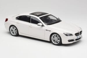 BMW 6 F06 Gran Coupe Mineral Balts Paragon 1:18 80432218741 Metāls — attēls 6 no 8