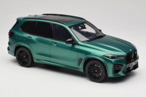 BMW X5 M G05 Competition Isle of Man Green GT Spirit 1:18 GT490 Sveķi — attēls 4 no 6