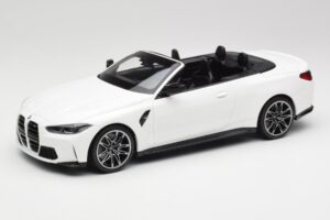 BMW M4 G82 Kabriolets Alpine White Minichamps 1:18 155021031 Metāls