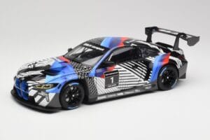 BMW M4 GT3 G82 #1 Test Version 2021 Minichamps 1:18 113222003 Metāls