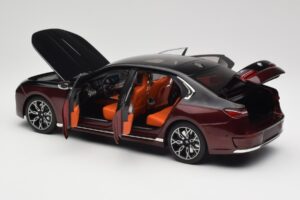 BMW i7 G70 Black & Red Metallic Minichamps 1:18 110023201 Metāls — attēls 5 no 8