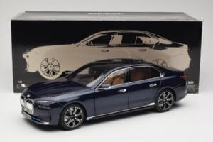 BMW i7 G70 Blue Metallic Minichamps 1:18 110023202 Metāls — attēls 8 no 8