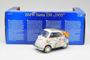 BMW Isetta 250 Revell 1:18 8828 Metāls — attēls 8 no 8