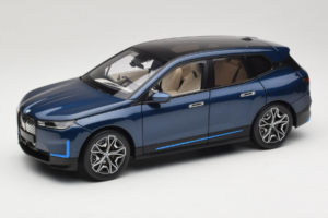 BMW iX Blue Metallic Minichamps 1:18 110023100 Metāls