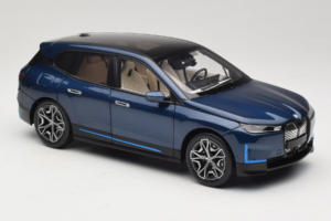 BMW iX Blue Metallic Minichamps 1:18 110023100 Metāls — attēls 6 no 8