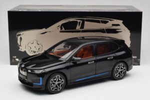 BMW iX Sapphire Black Minichamps 1:18 110023101 Metāls — attēls 8 no 8