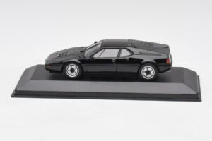BMW M1 Melns Minichamps 1:43 940025021 Metāls