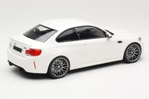 BMW M2 Competition F87 Balts Minichamps 1:18 155028000 Metāls — attēls 2 no 6