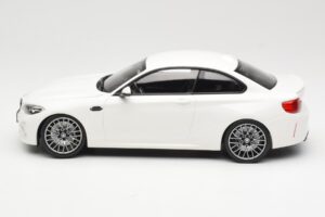 BMW M2 Competition F87 Balts Minichamps 1:18 155028000 Metāls — attēls 3 no 6