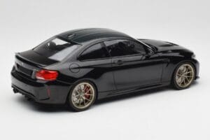 BMW M2 CS F87 Melns Metaliks Ar Zelta Diskiem Minichamps 1:18 155021021 Metāls — attēls 2 no 6