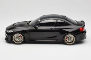 BMW M2 CS F87 Melns Metaliks Ar Zelta Diskiem Minichamps 1:18 155021021 Metāls — attēls 3 no 6