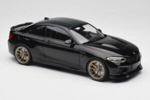 BMW M2 CS F87 Melns Metaliks Ar Zelta Diskiem Minichamps 1:18 155021021 Metāls — attēls 4 no 6