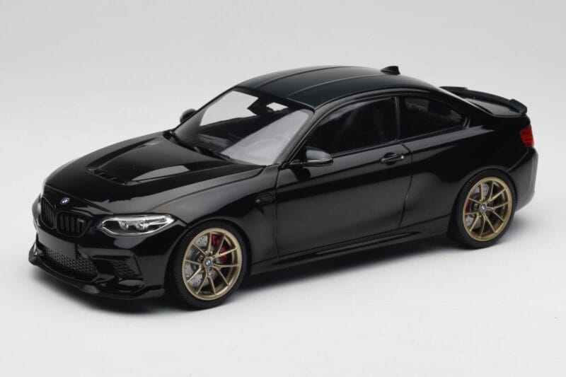 BMW M2 CS F87 Melns Metaliks Ar Zelta Diskiem Minichamps 1:18 155021021 Metāls