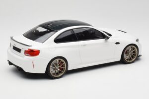 BMW M2 F87 CS Alpine White Zelta Diski Minichamps 1:18 155021020 Metāls — attēls 2 no 6