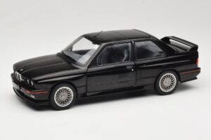 BMW M3 E30 Sport Evo Melns Solido 1:18 S1801501 Metāls