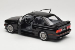 BMW M3 E30 Sport Evo Melns Solido 1:18 S1801501 Metāls — attēls 5 no 8