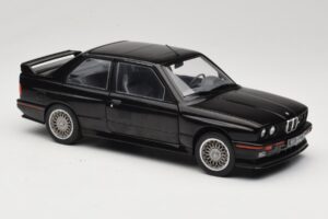 BMW M3 E30 Sport Evo Melns Solido 1:18 S1801501 Metāls — attēls 6 no 8