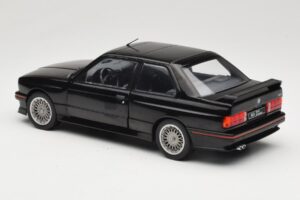 BMW M3 E30 Sport Evo Melns Solido 1:18 S1801501 Metāls — attēls 7 no 8