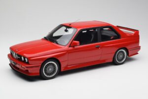 BMW M3 E30 Sport Evolution Sarkans Otto 1:12 G033 Sveķi