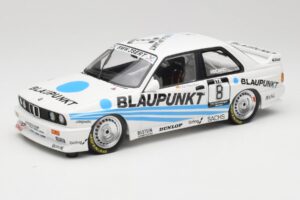 BMW M3 E30 Team Schnitzer #8 O. Manthey DTM 1988 Minichamps 1:18 155882008 Metāls