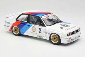 BMW M3 E30 #2 Warsteiner E. van de Poele DTM Champion 1987 Minichamps 1:18 80430396026-O Metāls — attēls 6 no 8