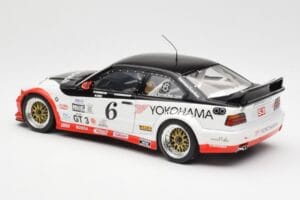BMW M3 E36 GTR #0 B. Auberlen / M. Simo / P. Cunningham Daytona 24 Hours 1998 UT Models 1:18 39816 Metāls — attēls 7 no 8