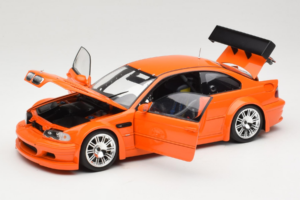 BMW M3 E46 GTR Street Oranžs Minichamps 1:18 100012106 Metāls — attēls 2 no 8