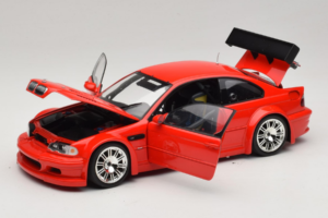 BMW M3 E46 GTR Street Sarkans Minichamps 1:18 100012101 Metāls — attēls 2 no 8