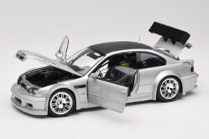 BMW M3 E46 GTR Street Sudrabs With Carbon Roof Minichamps 1:18 100012102 Metāls — attēls 2 no 8