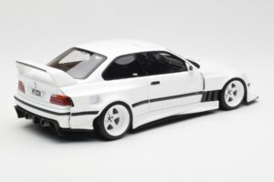 BMW M3 GTR E36 Khyzyl Saleem Alpine Balts Otto 1:18 OT1051 Sveķi — attēls 2 no 6