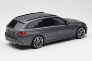 BMW M340i G20 xDrive M Sport Pelēks GT Spirit 1:18 GT471 Sveķi — attēls 2 no 6