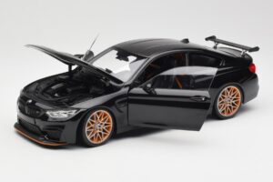 BMW M4 F82 GTS Sapphire Black Metallic Minichamps 1:18 110025220 Metāls — attēls 2 no 8