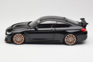 BMW M4 F82 GTS Sapphire Black Metallic Minichamps 1:18 110025220 Metāls — attēls 4 no 8