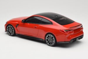 BMW M4 F82 Imola Red Metallic Minichamps 1:18 155020121 Metāls — attēls 5 no 6