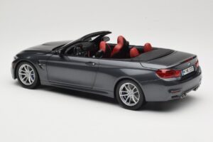BMW M4 F83 Kabriolets Mineral Grey Paragon 1:18 80432339610 Metāls — attēls 7 no 8