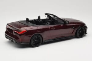 BMW M4 G83 Kabriolets Sarkans Metaliks Minichamps 1:18 155021032 Metāls — attēls 2 no 6