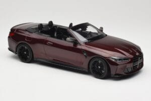 BMW M4 G83 Kabriolets Sarkans Metaliks Minichamps 1:18 155021032 Metāls — attēls 4 no 6
