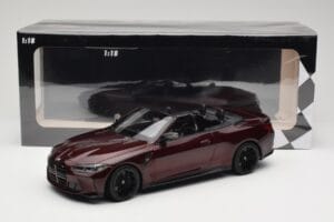 BMW M4 G83 Kabriolets Sarkans Metaliks Minichamps 1:18 155021032 Metāls — attēls 6 no 6