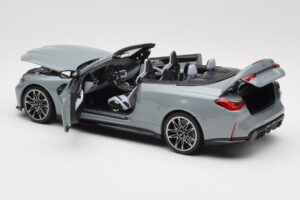BMW M4 G83 Kabriolets Grey Metallic Minichamps 1:18 110021032 Metāls — attēls 5 no 8