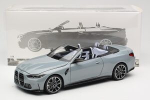 BMW M4 G83 Kabriolets Grey Metallic Minichamps 1:18 110021032 Metāls — attēls 8 no 8