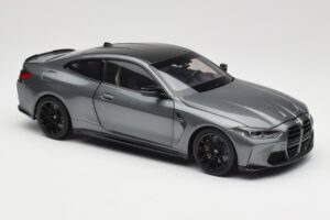 BMW M4 G82 Pelēks Metallic Minichamps 1:18 113020124 Metāls — attēls 6 no 8