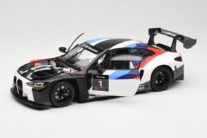 BMW M4 G82 GT3 Presentation 2021 Minichamps 1:18 80435A5D002 Metāls — attēls 2 no 8