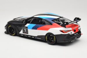 BMW M4 G82 GT4 #1 Presentation 2022 Otto 1:18 OT1228 Sveķi — attēls 5 no 6