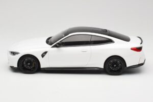 BMW M4 G82 Balts Minichamps 1:18 155020122 Metāls — attēls 3 no 6